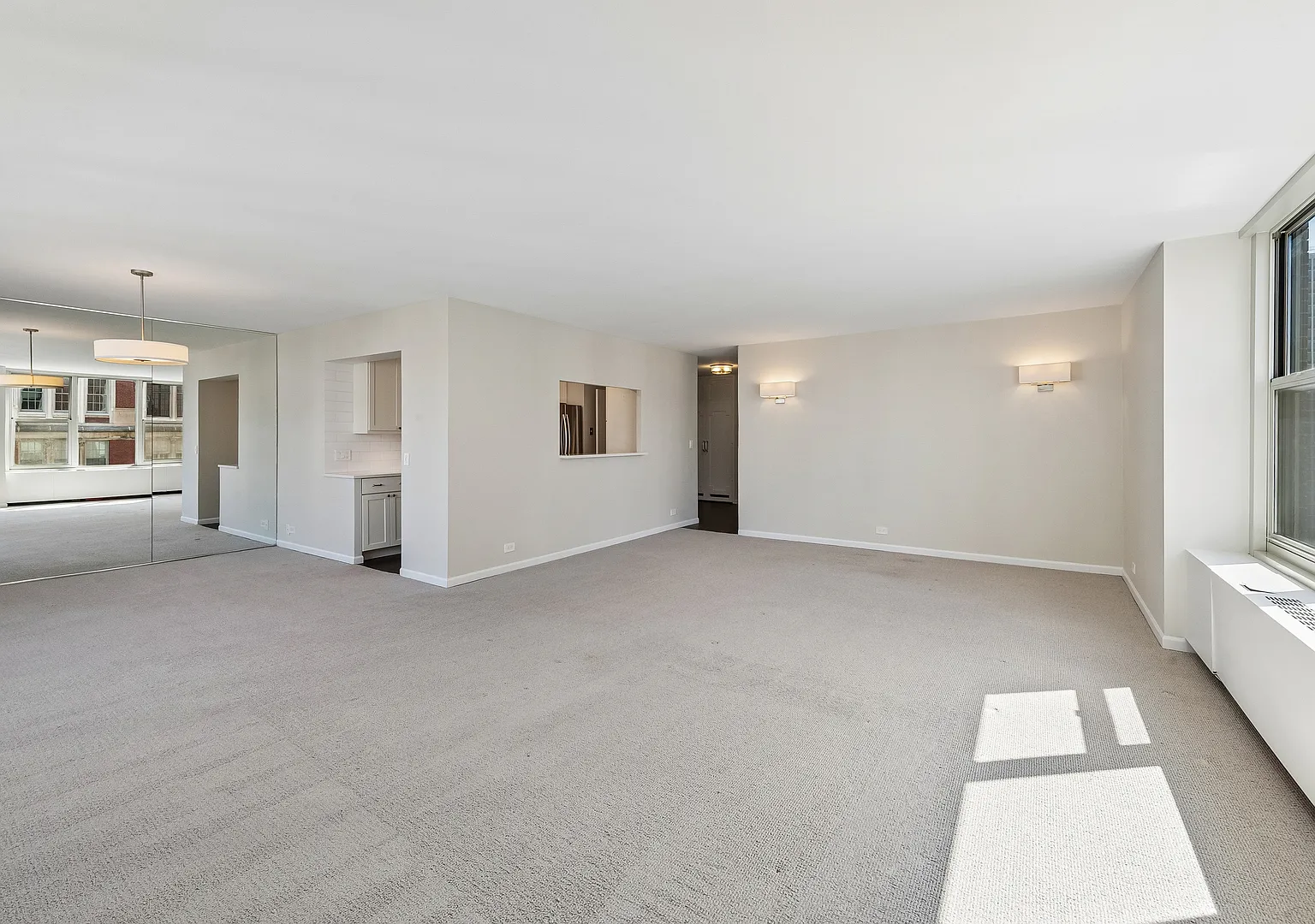 2 bed, 2.5 bath, 1650 sqft, $4,800 — Photo 3