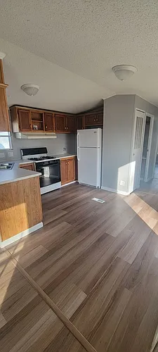 9825 US Highway 136 W Photo 1