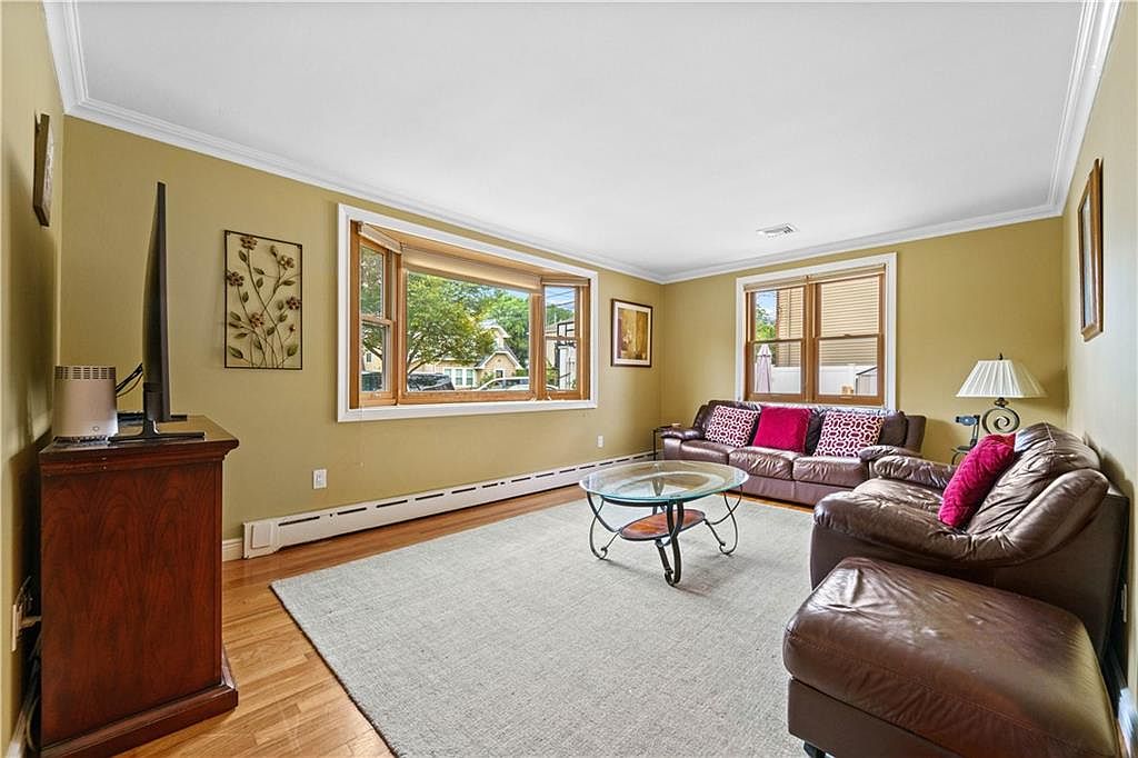 101 Beach Ave, Staten Island, NY 10306 Zillow