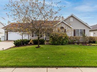 3342 Sandwood Dr, South Bend, IN 46628