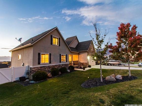 2nd image of 10249 N Tamarack Way