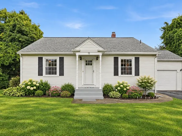 15 Highland St, Milford, MA 01757
