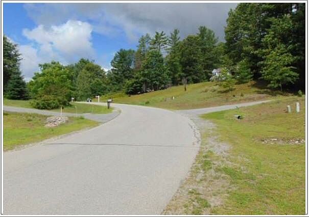 1st image of 51 Castlewood Dr