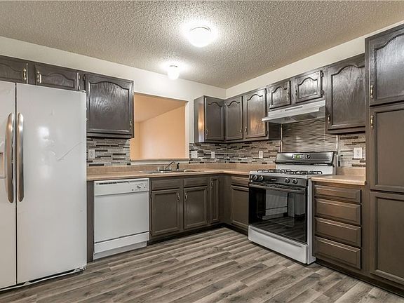 5th image of 3607 Whistlewood Ln