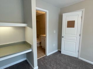 3934 Cherokee Woods Way APT 302, Knoxville, TN 37920