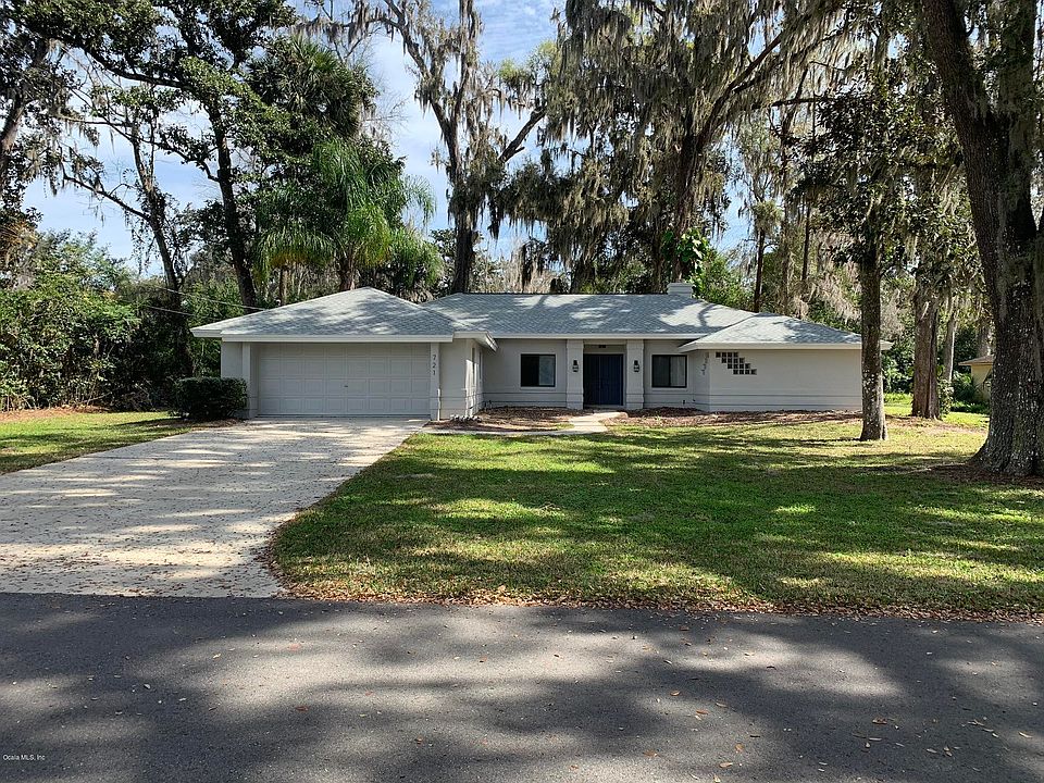 1st image of 721 SE 15th Ave