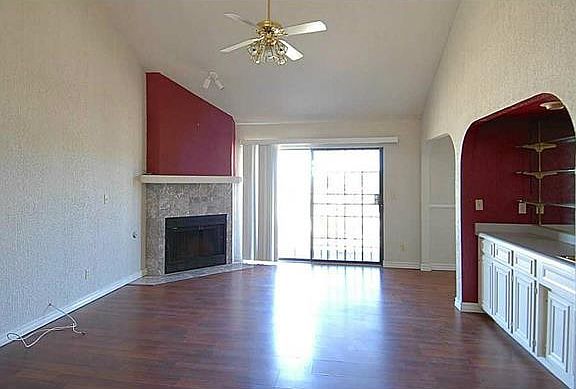 5th image of 6208 Escondido Dr