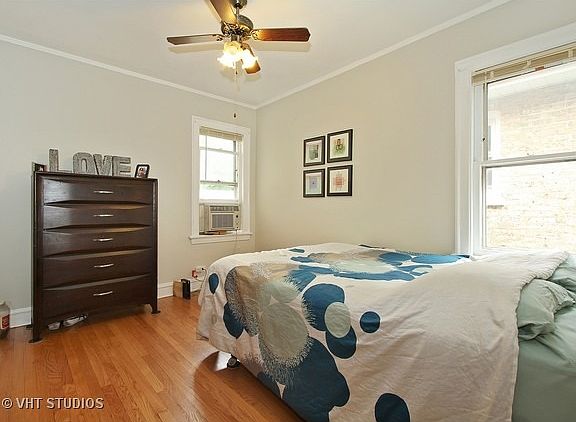5th image of 1015 Marengo Ave