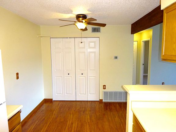 5th image of 3334 S Ammons St APT 206