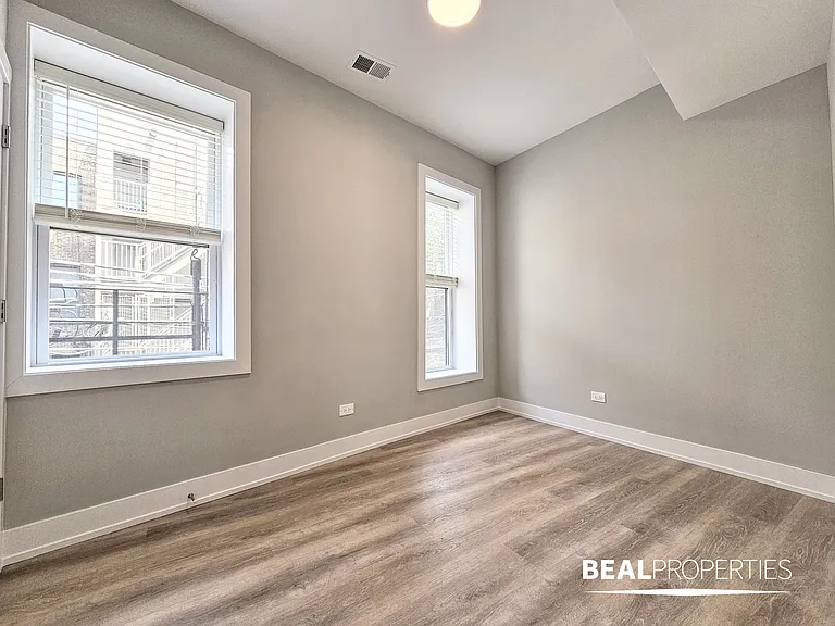 428-38 West Belden — Photo 9