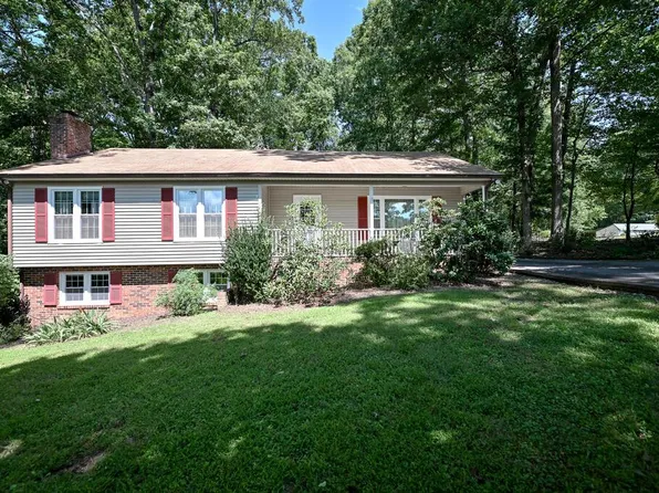 1602 Briery Rd, Farmville, VA 23901