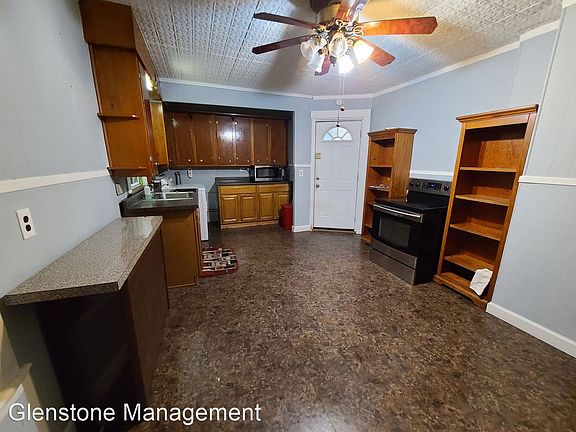 3rd image of 87 Wood St APT 1