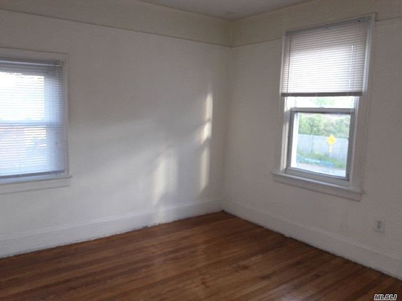 5th image of 6300 Austin St