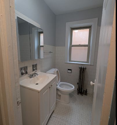 4th image of 3438 W Foster Ave Unit 2