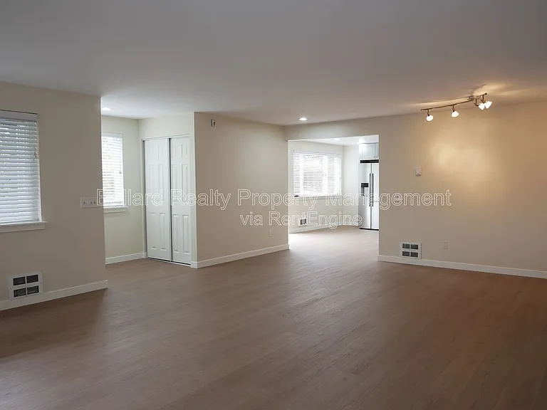6116 22nd Ave NW #3 — Photo 3