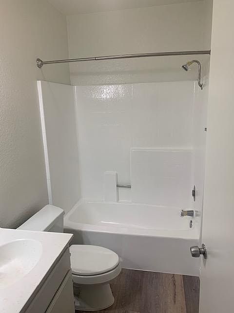 2nd image of 1951 S Euclid Ave APT 17