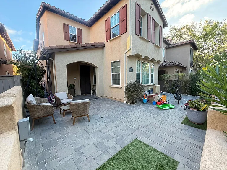 15497 Bristol Ridge Ter — Photo 2