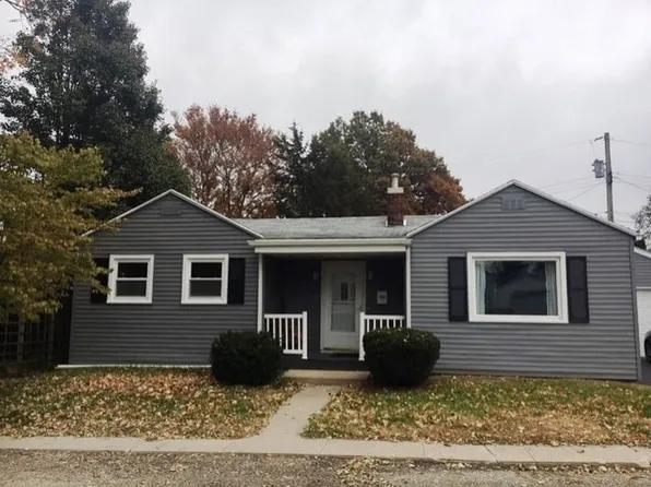 402 Advel Ct, Kewanee, IL 61443