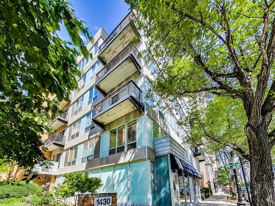 1st image of 1430 S Michigan Ave APT 406