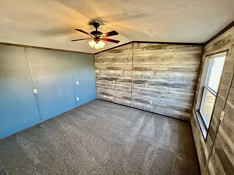 16279 County Road 1526garden Oaks #116 — Photo 5