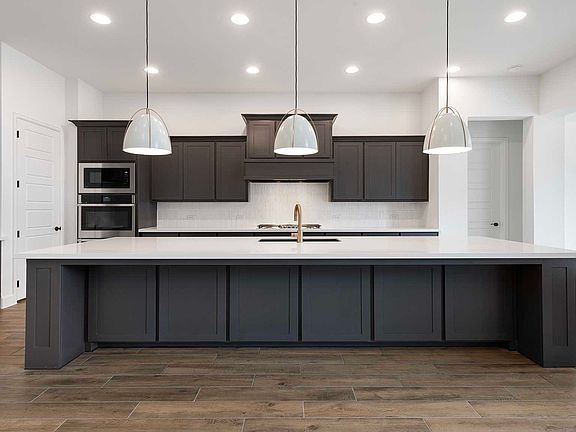 7th image of this home