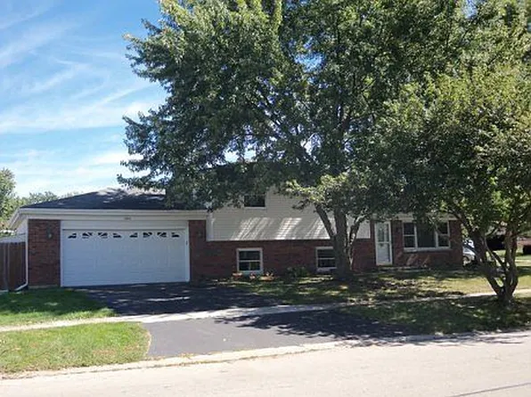 1800 Via Veneto, Saint Charles, IL 60174