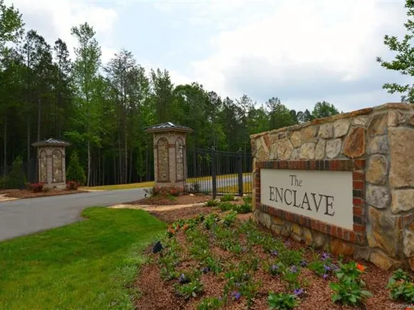 6140 Volte Dr, Mint Hill, NC 28227