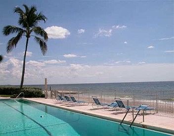 5th image of 2301 Gulf Of Mexico Dr Unit 104