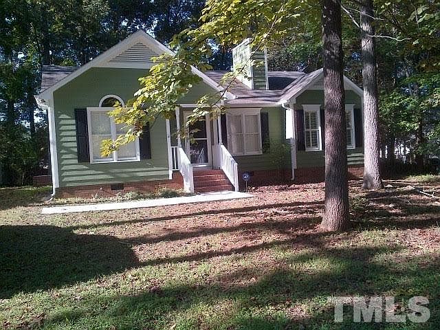 1st image of 808 Sanderson Dr