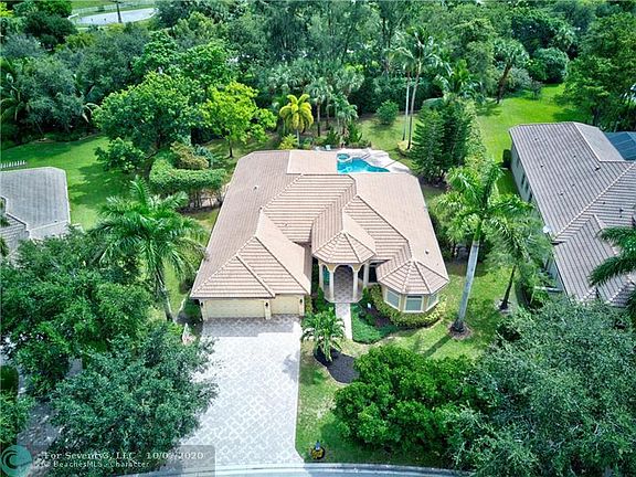 3rd image of 6364 NW 93rd Dr