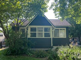 1928 Rosemary St, Denver, CO 80220