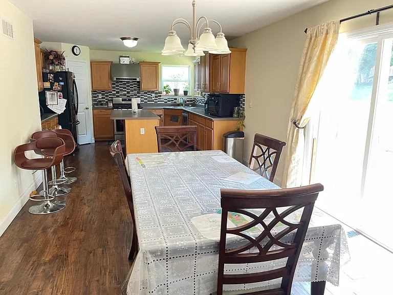 1332 Mason Grove Dr — Photo 6