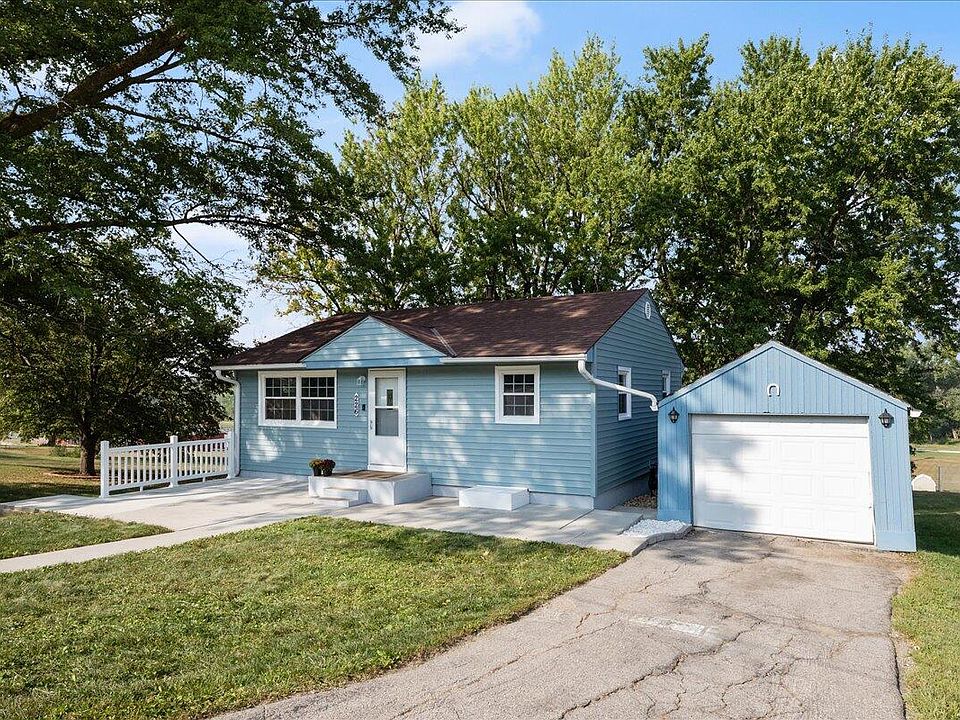 226 N Commercial St, Carson, IA 51525 Zillow