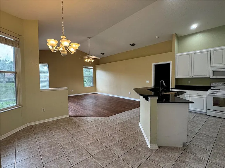 10207 Quails Landing Ave — Photo 13