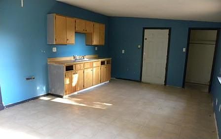 5th image of 1931 Dellcrest Dr