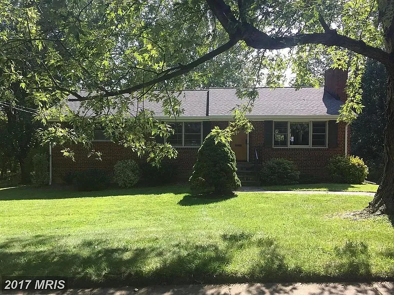 1409 Pathfinder Ln — Photo 1