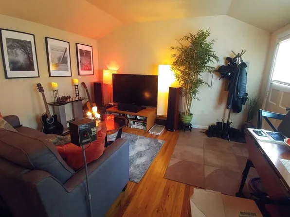 (undisclosed Address), West Babylon, NY 11704