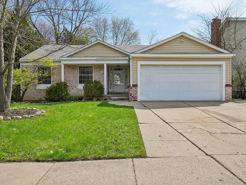 1st image of 183 Fairhills Dr