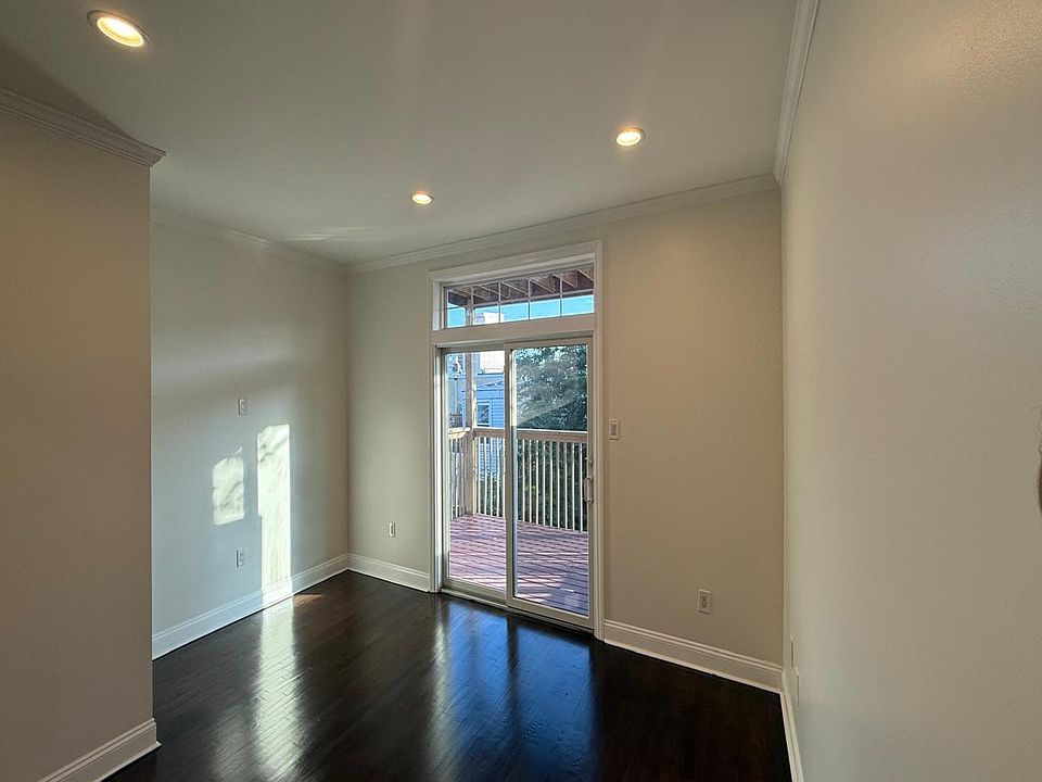 1st image of 1917 Wharton St Unit B