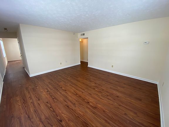 3rd image of 1342 Gardendale Ave