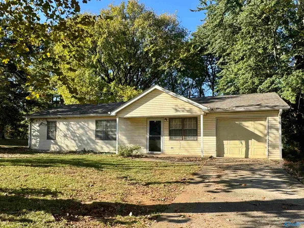 3203 Gayhart Dr NW, Huntsville, AL 35810