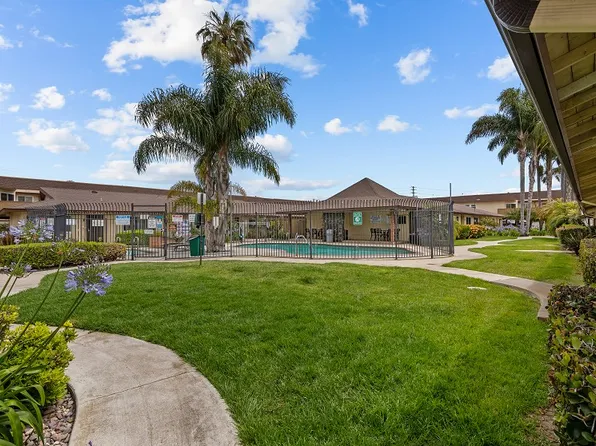 Huntington Garden Apartments