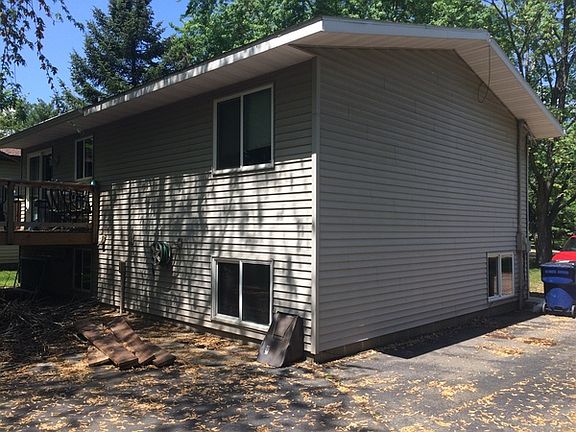 4th image of 2650 Park Dr