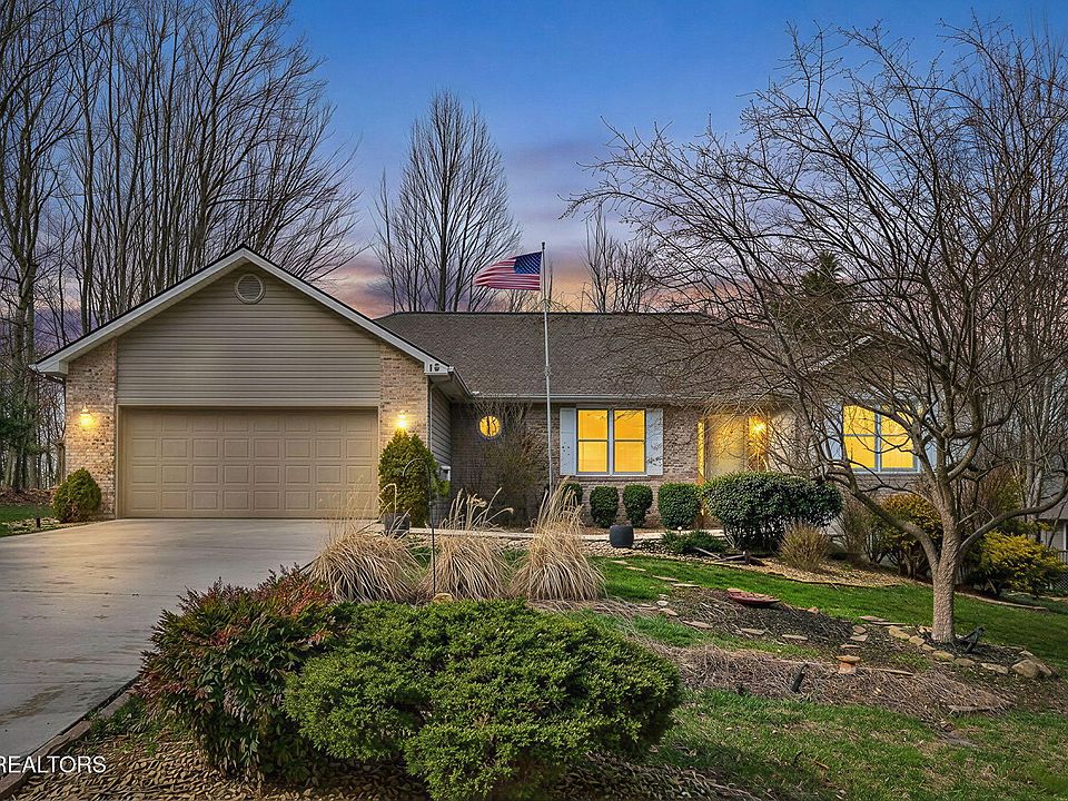 1st image of 15 Ridge Crest Cir