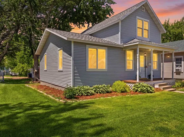 912 S MAPLE AVENUE, Marshfield, WI 54449