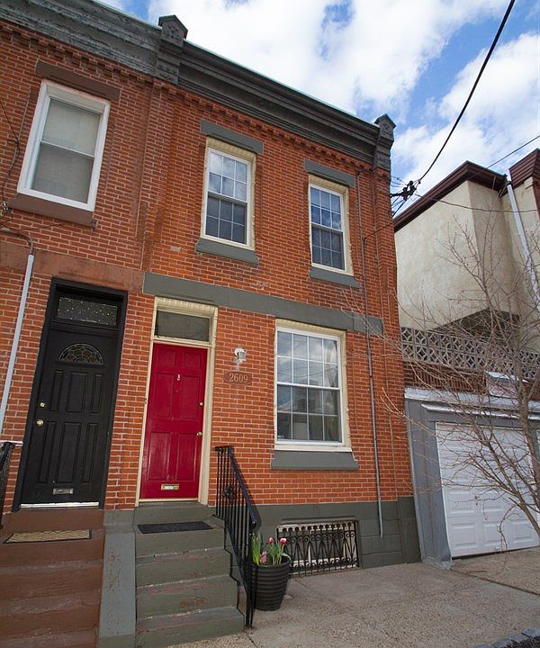 1st image of 2609 Aspen St