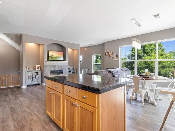 22802 SW Forest Creek Dr Unit 203, Sherwood, OR 97140