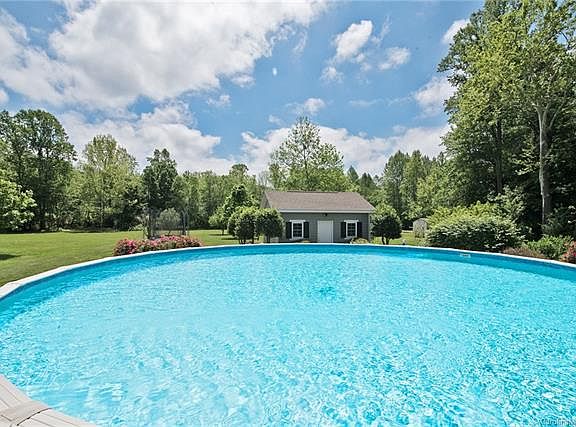 3rd image of 174 Misty Arbor Ln