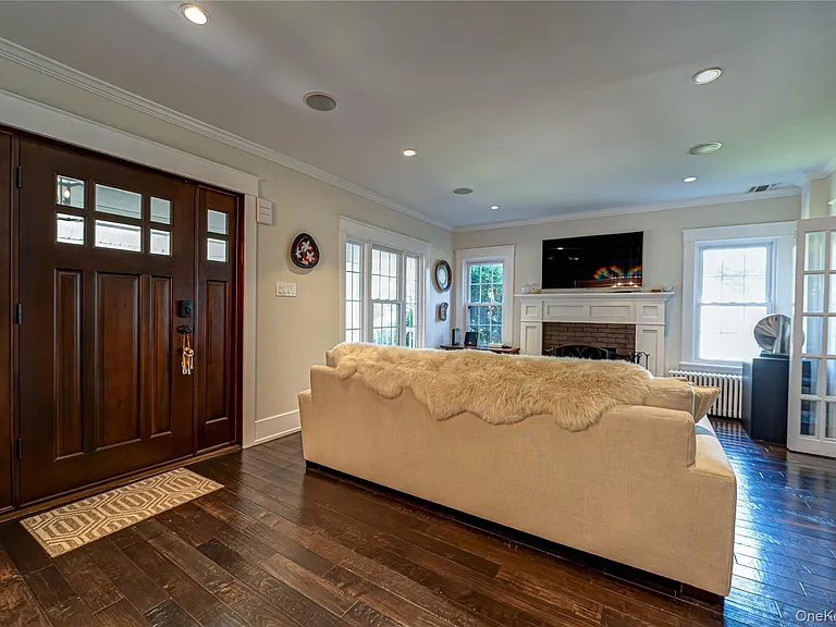 24 Soundview Rd — Photo 7