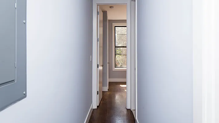 Rented by Nooklyn NYC LLC | media 35